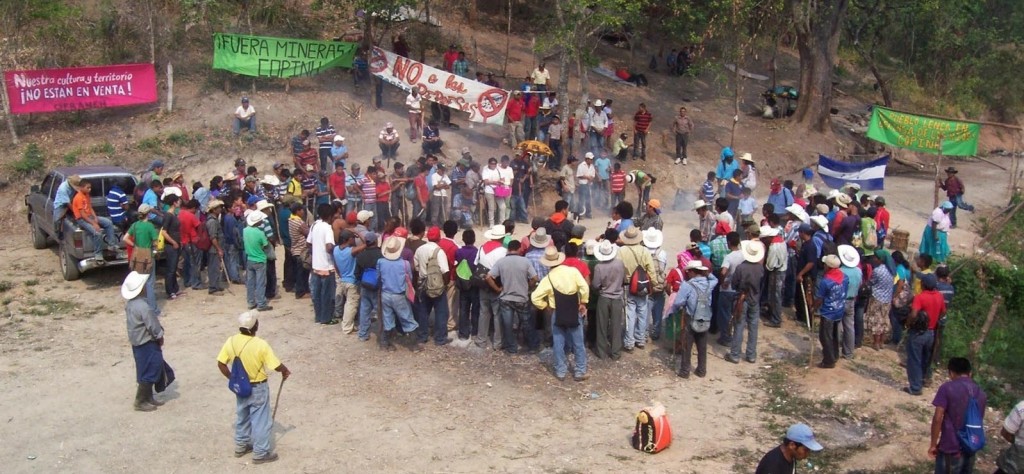 The COPINH road blockade that successfully stopped the Agua Zarca damming project in 2013
